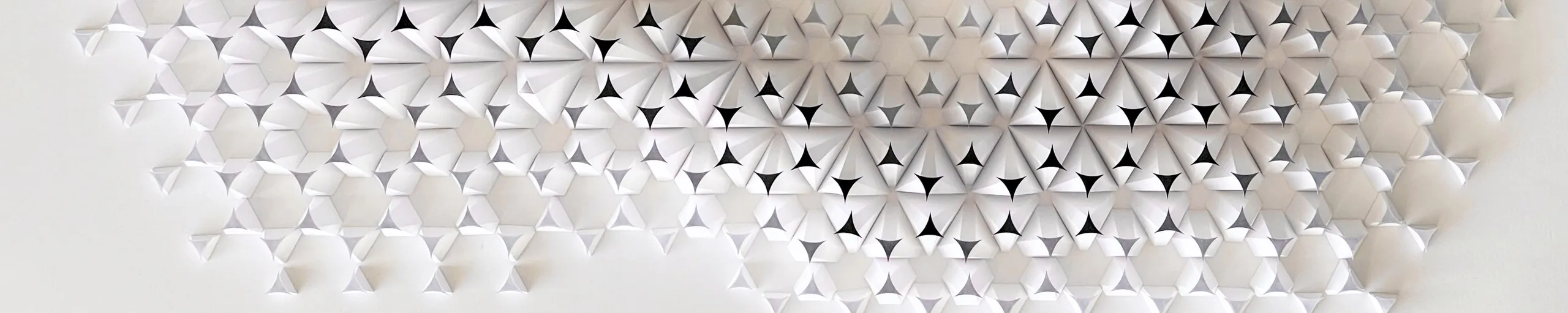 The swarm losing height from the centre outwards until only the empty grid is left